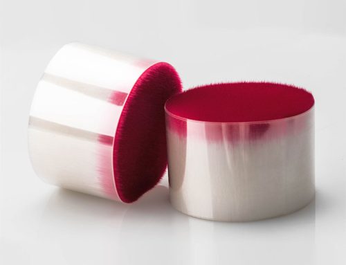 Red head temptation brush wire for makeup brush