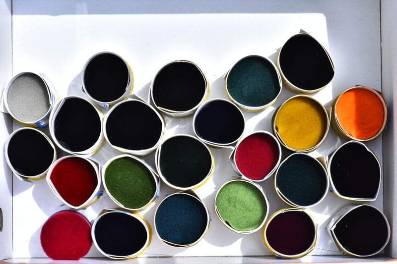 Colored silk raw materials